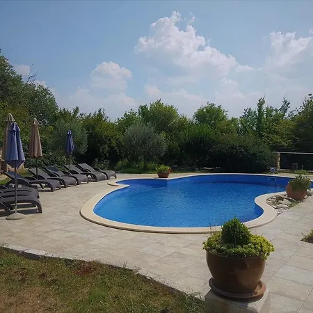 Villa Slivari Zminj Exterior photo